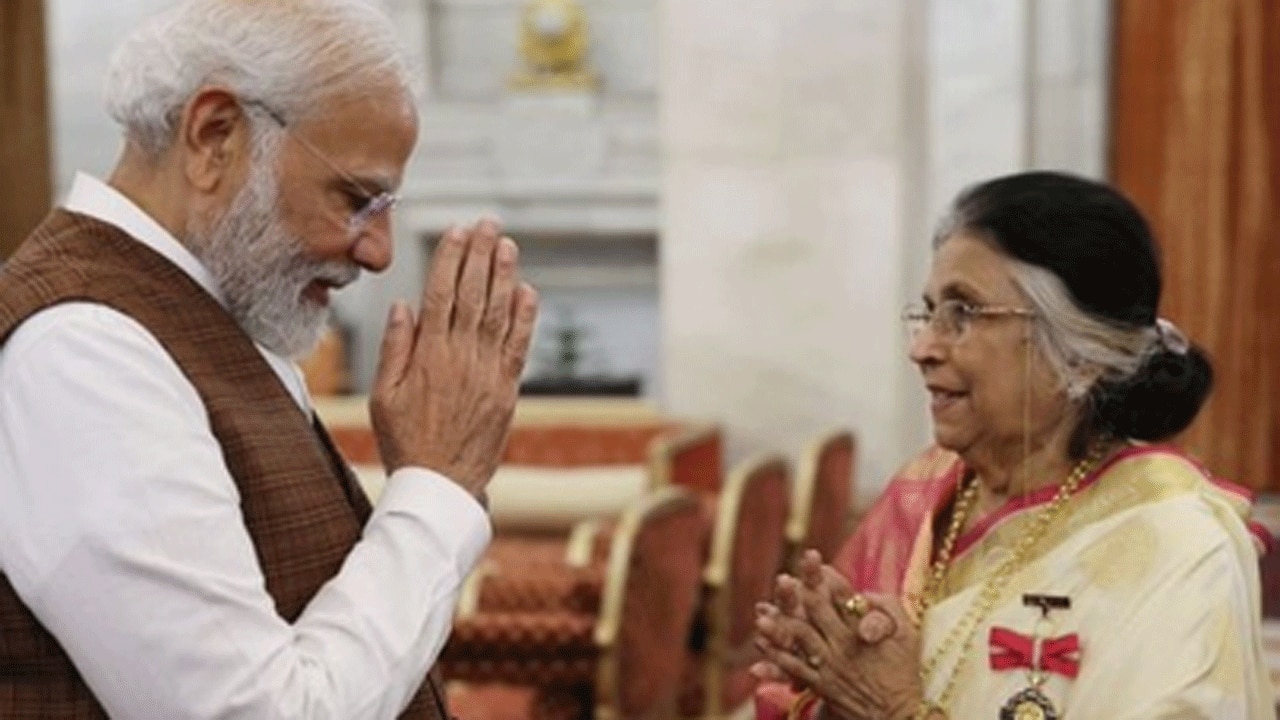 ‘Aajkal Tere Mere Pyar Ke Charche’ की आवाज़ हुई खामोश, सुमन कल्याणपुर के निधन पर पीएम मोदी ने जताया दुख