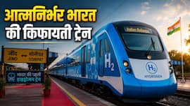 लग्जरी सीटें, पंखे, चार्जिंग प्वॉइंट और हैंडग्रिपर... ऐसी दिखती है देश की पहली हाइड्रोजन ट्रेन, INSIDE PICS