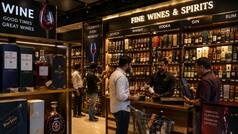 Good news for Whisky and Scotch lovers as prices set to fall after India-UK FTA; cars and beauty products also set to get cheaper from today