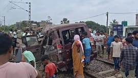 3 Students killed, many injured after train rams school van in Bengals Murshidabad