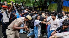 Delhi police breaks silence on viral slap video during CJP's Chalo Sansad march, admits officer 'lost his cool', removed from protest duty