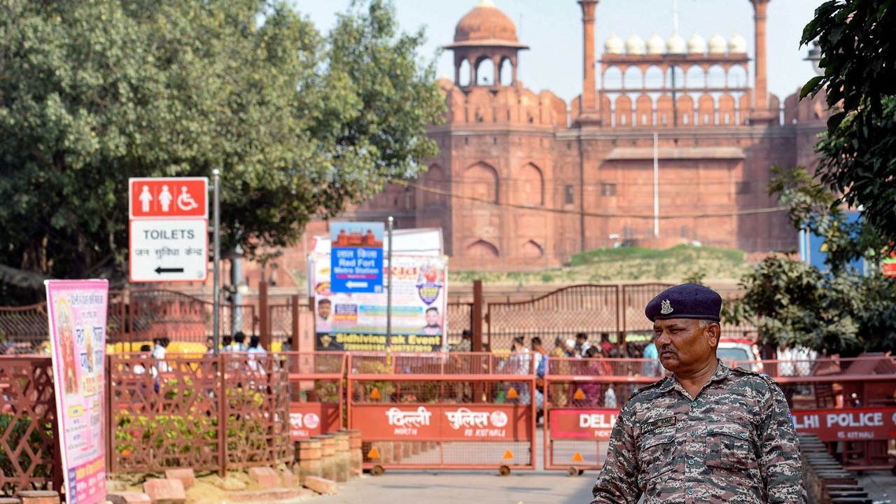 Bomb threat: Red Fort in Delhi under high alert after threat, search operation underway