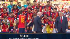 Trump refuses to leave podium as Spain lift FIFA World Cup Trophy, awkward moment goes viral; Watch video