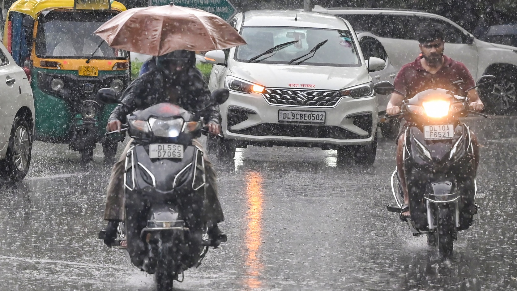 IMD weather forecast September 4: Heavy rain and thunderstorms in Uttar Pradesh, more rain in Delhi NCR