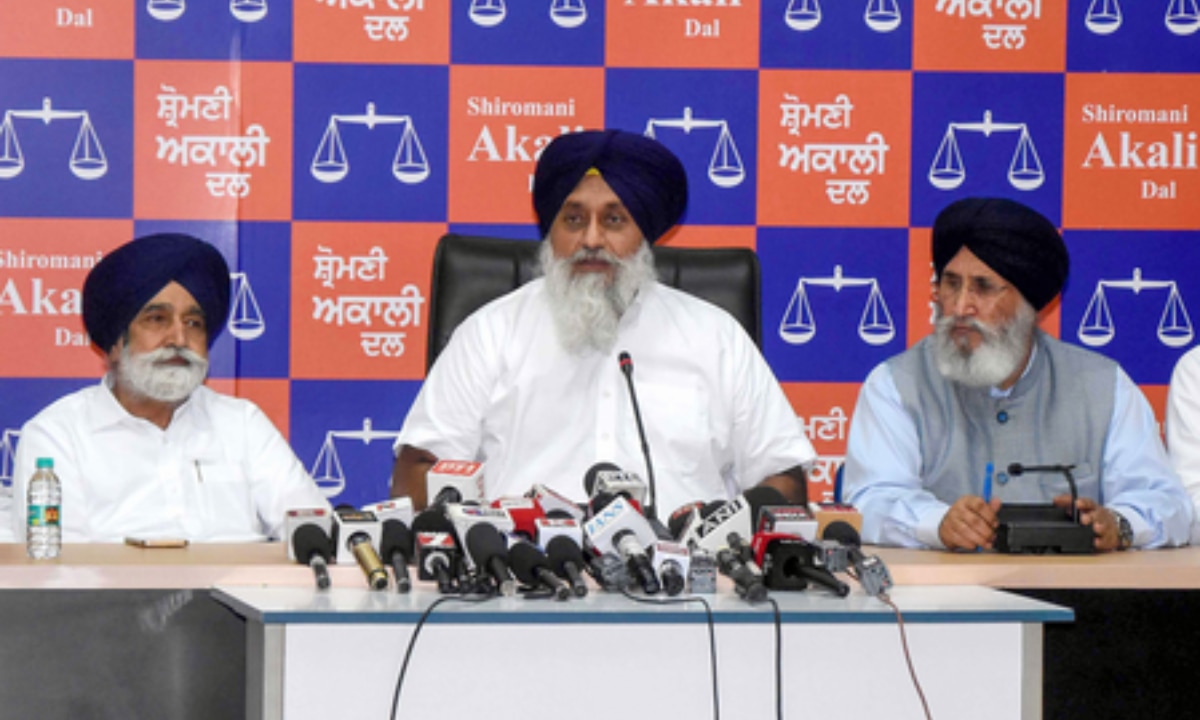 Punjab elections 2017: PM Modi meets Akali Dal chief Sukhbir Badal sparking reunion talks