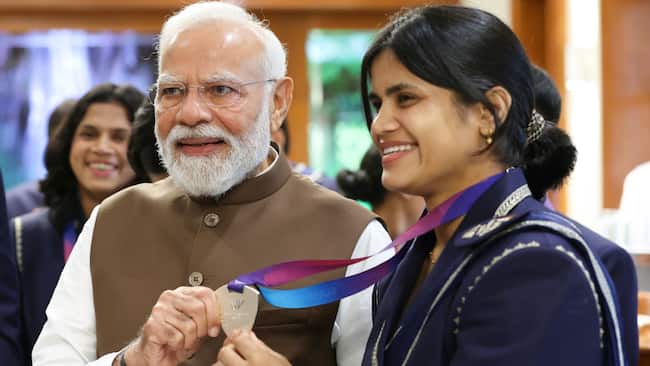 PV Sindhu's back-to-back Olympic medals are greatest achievement of independent India, says CWG 2026 silver medallist Yamini Mourya | EXCLUSIVE