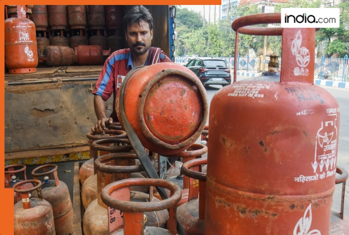 LPG, CNG, PNG prices today, August 3: After 19 kg cylinder price reduction, will 14.2 kg cylinder price be reduced? Check rates in Delhi, Mumbai, other cities