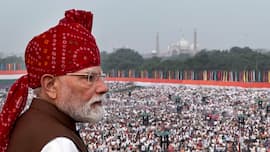 PM Modis big I-Day assurance to flood victims from Red Fort: Entire country stands with you