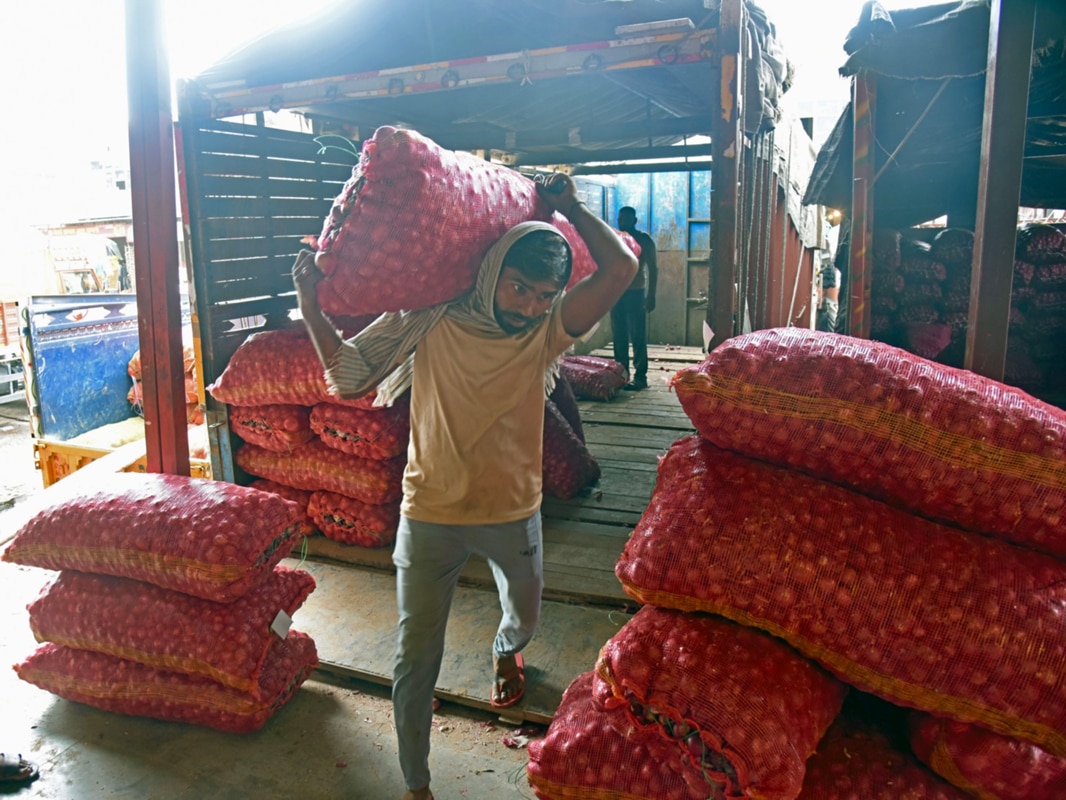 PRICE HIKE: Onion prices leaving people in tears, Centre operates Kanda Express from today – here’s how it will benefit Delhi, Chennai, Kochi, Guwahati