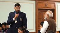 PM Modi meets Indian Commonwealth Games contingent, boxer Narender’s Pakistan story leaves everyone in splits