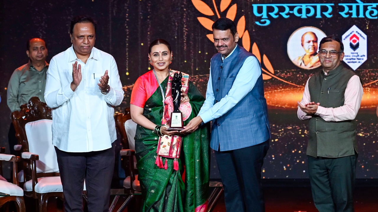 Rani Mukerji gets Raj Kapoor Special Contribution Award for her contribution to cinema