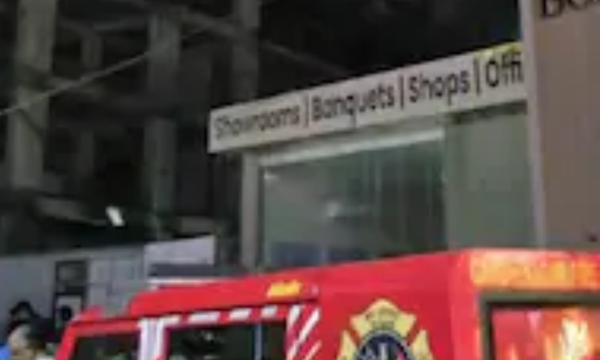 Slab collapses at construction site in Gandhinagar, several feared trapped