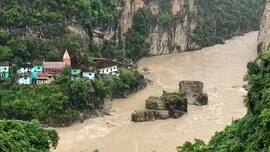 Rudraprayag Rain Alert: Alaknanda, Mandakini rivers near warning level amid continuous rains in Uttarakhand