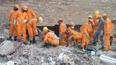 Satya Niketan building collapse: Delhi HC issues notice to Delhi govt, MCD and DU