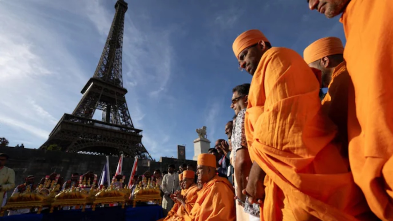 'Purely between concerned entities': India steps away from row over Hindu group's Eiffel Tower visit