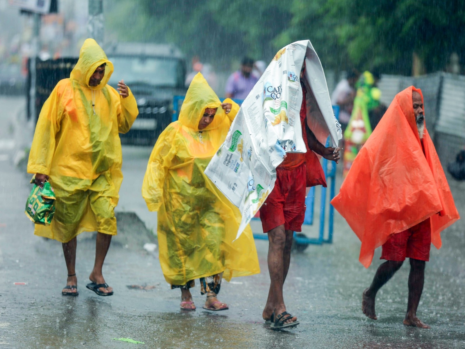 Maharashtra weather on Ganesh Chaturthi: IMD warns of heavy rains - Check forecast for Mumbai, Thane, Satara, Pune, Nagpur, Raigad