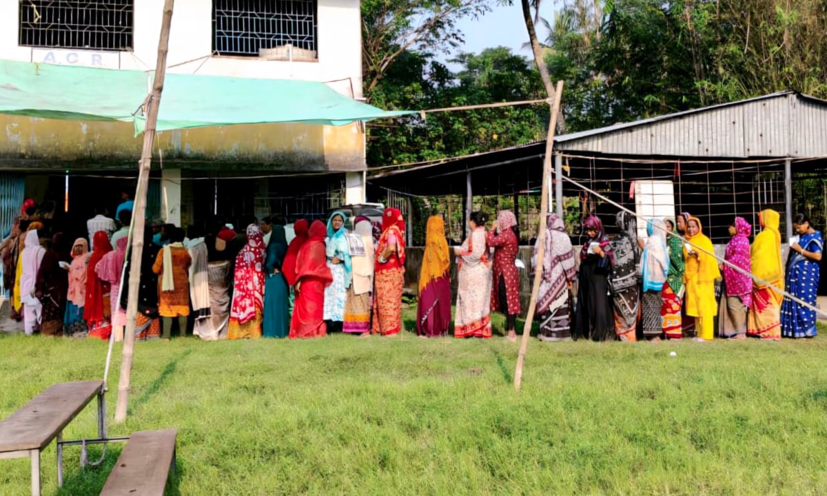 Bengal Assembly bypolls: Massive voter turnout recorded in Nandigram, Rejinagar till 3 pm as number crosses 70%