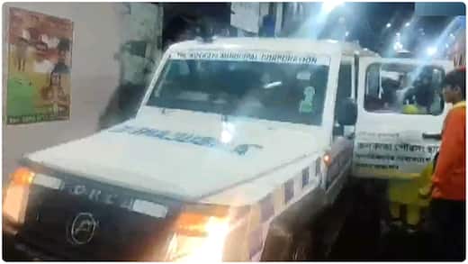 Stampede-like situation at Kolkata’s Chorbagan Durga Puja pandal, several injured